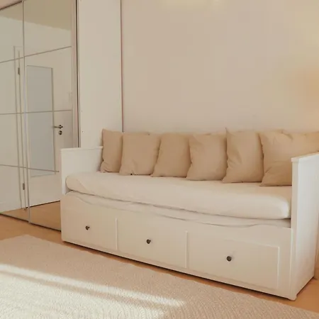 Ruhiges An Der Messe *