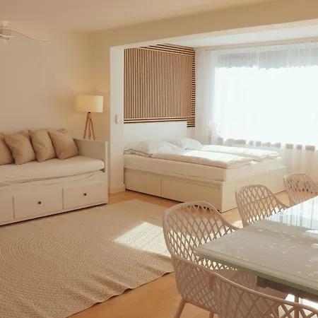 Ruhiges An Der Messe * Ганновер