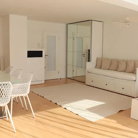 Ruhiges An Der Messe Проживание в семье