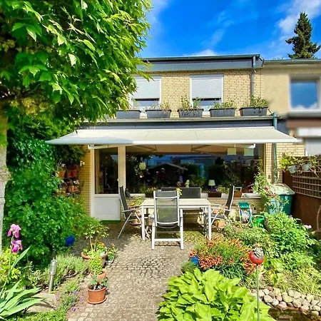 Ruhiges An Der Messe