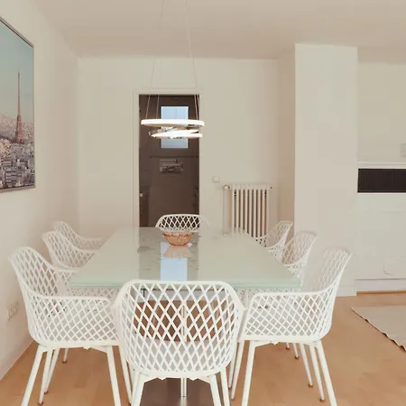 Ruhiges An Der Messe Проживание в семье *